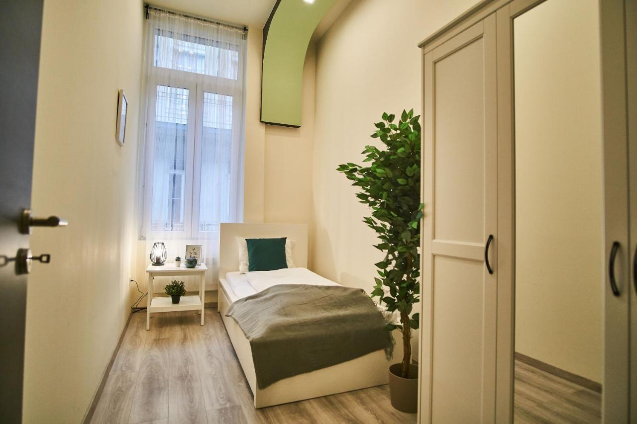 F4 Design Apartment- Budapest Extérieur photo