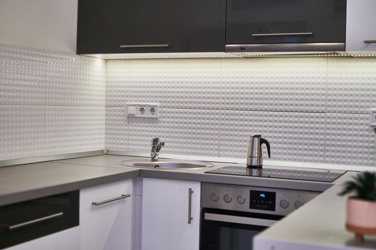 F4 Design Apartment- Budapest Extérieur photo