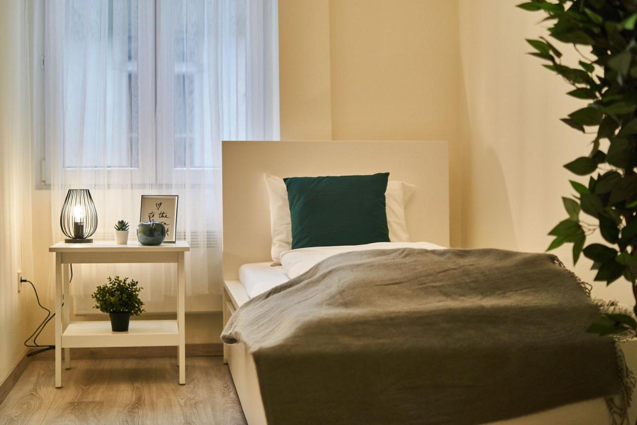 F4 Design Apartment- Budapest Extérieur photo