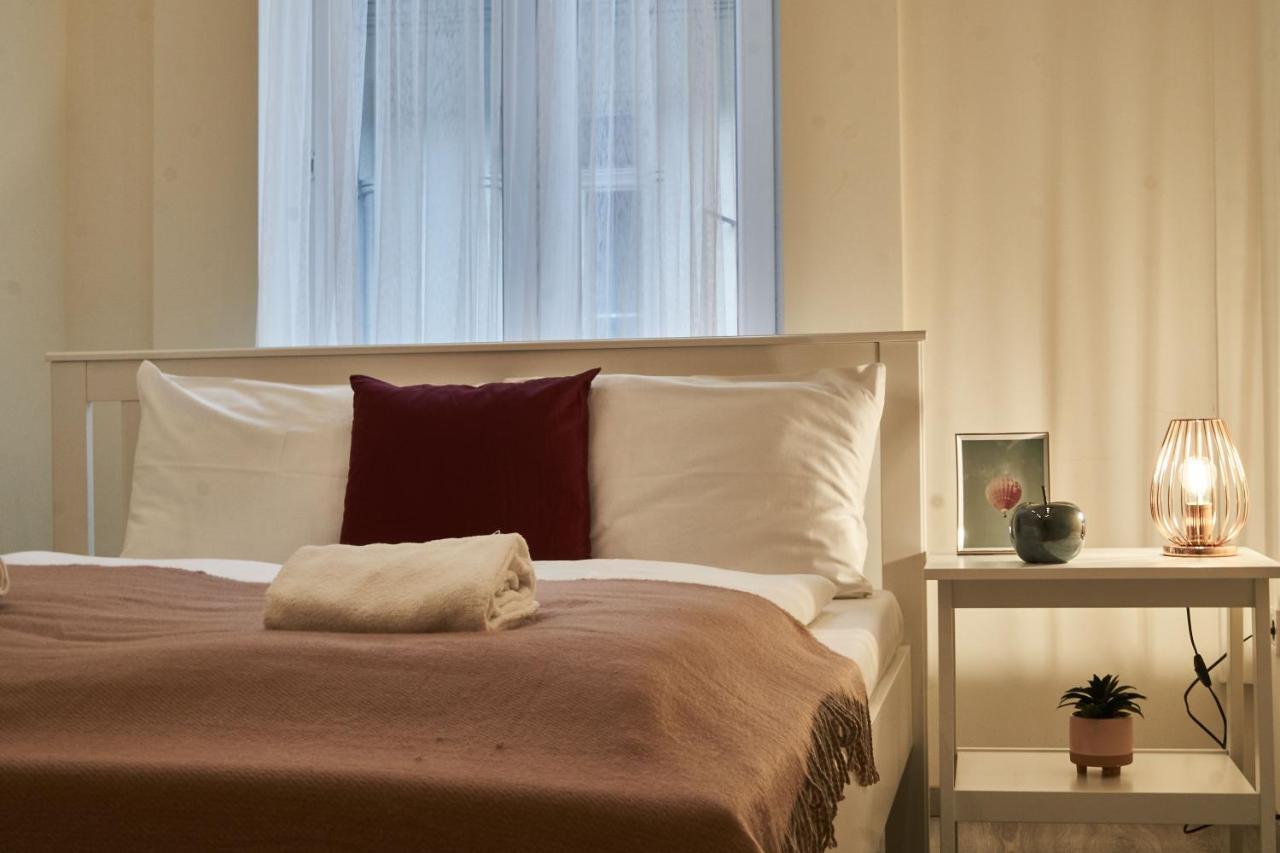 F4 Design Apartment- Budapest Extérieur photo
