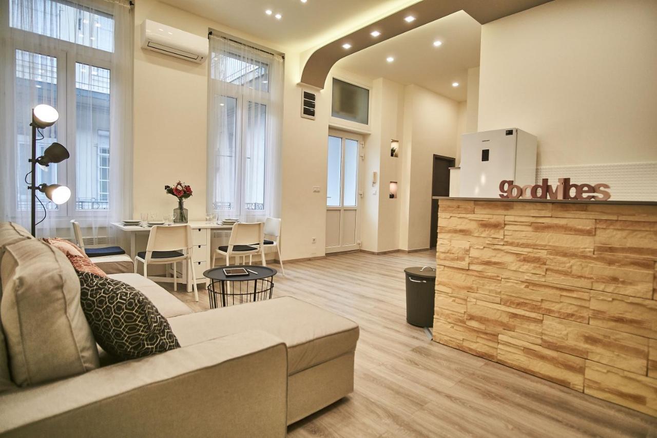 F4 Design Apartment- Budapest Extérieur photo